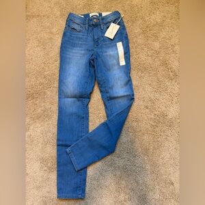 UNIVERSAL THREAD NWT Women's Skinny Jeans Super Stretch Size 00S